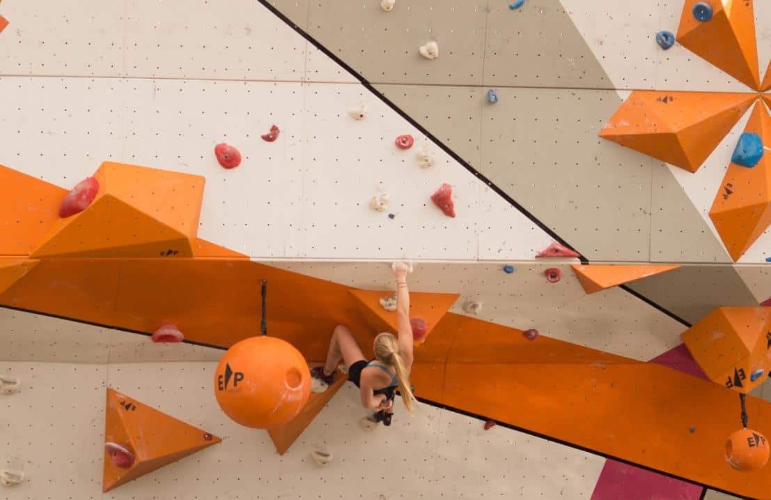 How to Get Better at Bouldering (GUIDE) Adventure Genesis
