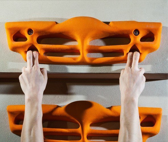 Best Climbing Hangboard for Beginners in 2023 (REVIEW GUIDE)