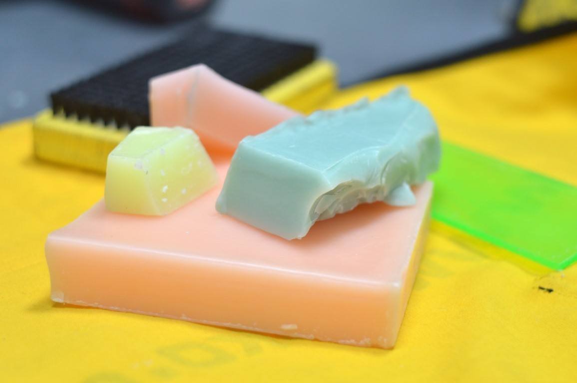 Best Snowboard Wax Kit In 2024 REVIEW GUIDE best-snowboard-wax-kit-in-2024-review-guide
